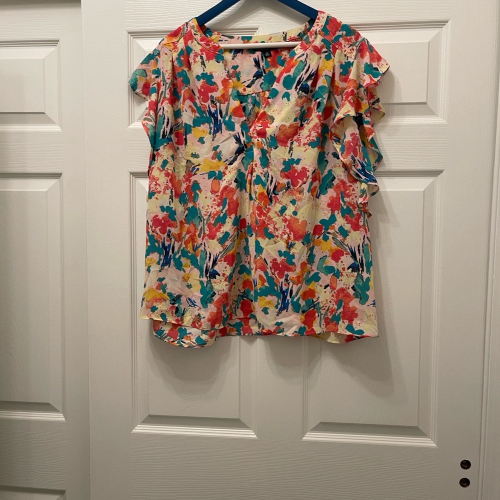 Zac & Rachel Cream Floral Tie-Front Flutter Sleeve Blouse